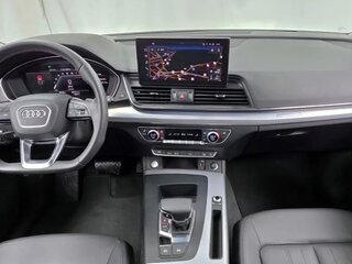 2023 Audi Q5 40 TDI II (FY) Рестайлинг, серебристый, 6438297 рублей, вид 5