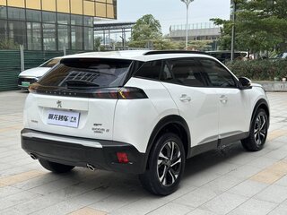 2022 Peugeot 2008 II, белый, 1290000 рублей, вид 4