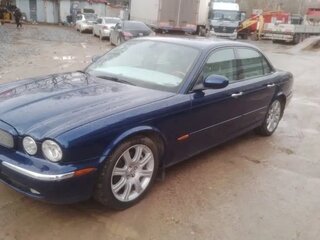 2005 Jaguar XJ III (X350/X358), синий, 1310000 рублей, вид 1