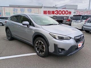 2022 Subaru XV II Рестайлинг, серебристый, 1750000 рублей, вид 3