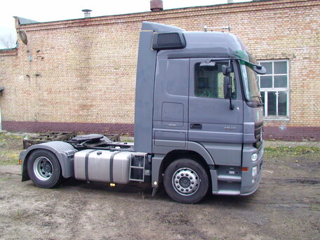 2007 Mercedes-Benz Actros, серый, 5200000 рублей, вид 3
