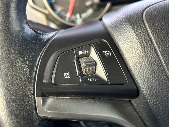2012 Chevrolet Aveo II, серебристый, 576000 рублей - вид 14