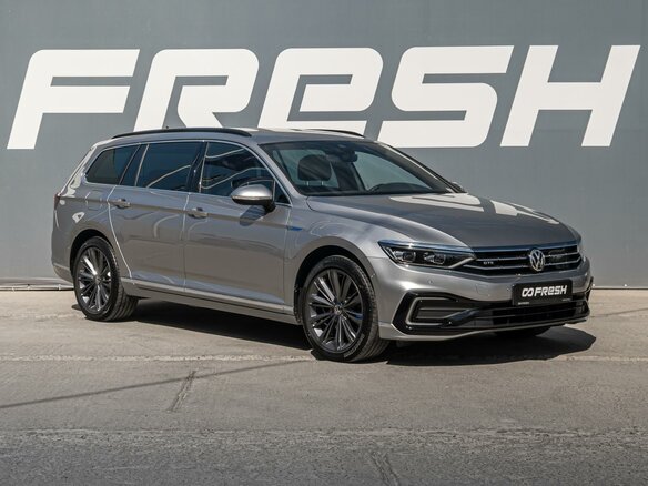 2020 Volkswagen Passat GTE B8 Рестайлинг, серый, 3099000 рублей