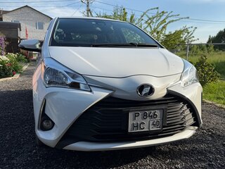 2018 Toyota Vitz III (XP130) Рестайлинг 2, белый, 1300000 рублей, вид 1
