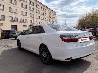 2015 Toyota Camry VII (XV50) Рестайлинг, белый, 1810000 рублей, вид 5