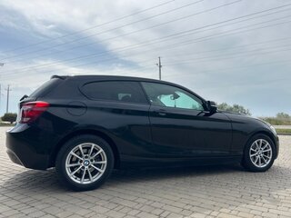 2013 BMW 1 серии 116i II (F20/F21), чёрный, 1100000 рублей, вид 4