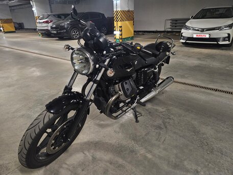 2016 Moto Guzzi V 7, чёрный, 500000 рублей, вид 3