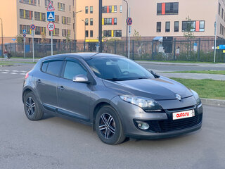 2012 Renault Megane III Рестайлинг, серый, 700000 рублей, вид 3