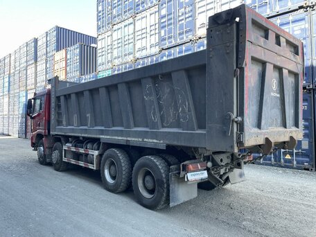 2024 Shacman (Shaanxi) SX3318, красный, 3844750 рублей, вид 4