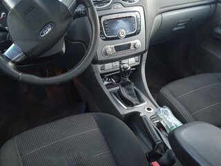 2010 Ford Focus II Рестайлинг, белый, 260000 рублей, вид 3