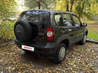 2014 Chevrolet Niva I Рестайлинг, серый, 460000 рублей, вид 4