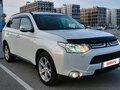 2014 Mitsubishi Outlander III, белый, 1680000 рублей - вид 6