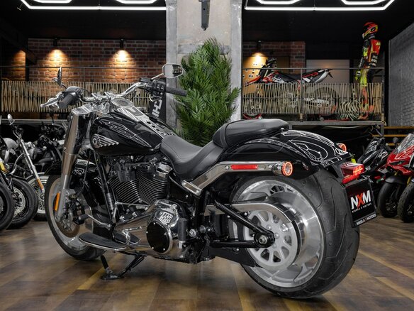 2026 Harley-Davidson Fat Boy, чёрный, 3290000 рублей - вид 26