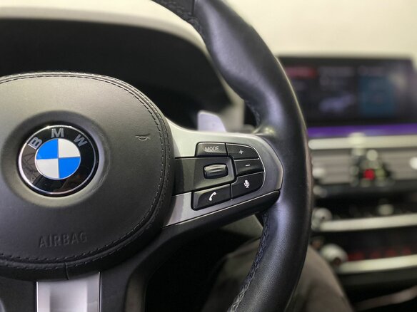 2019 BMW 5 серии M550d xDrive VII (G30/G31/G38), чёрный, 4639900 рублей - вид 23