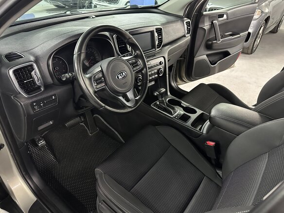 2016 Kia Sportage IV, серебристый, 1559000 рублей - вид 9