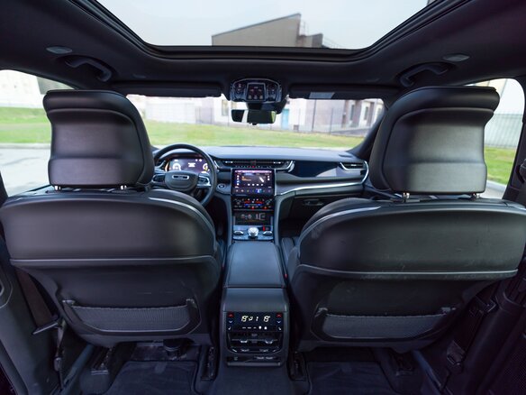 2023 Jeep Grand Cherokee V (WL), чёрный, 7200000 рублей - вид 15