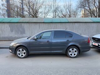 2010 Skoda Octavia DSG7 II (A5) Рестайлинг, серый, 645000 рублей, вид 4