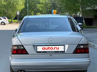 1994 Mercedes-Benz E-Класс 320 I (W124), серый, 2000000 рублей, вид 5