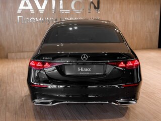 2026 Mercedes-Benz S-Класс 580 4MATIC VII (W223), чёрный, 31700000 рублей, вид 4