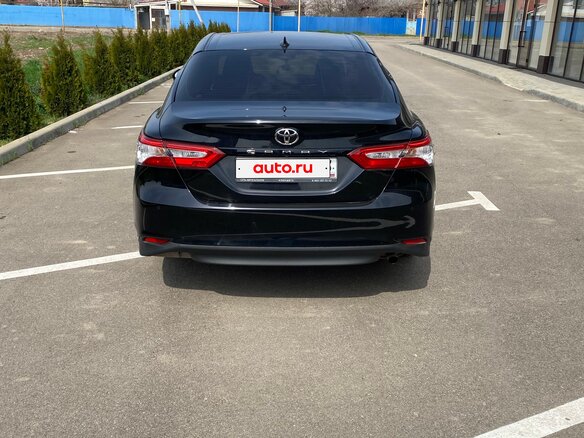 2020 Toyota Camry VIII (XV70), чёрный, 2590000 рублей - вид 7