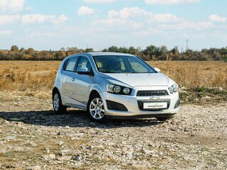 2012 Chevrolet Aveo II, серебристый, 670000 рублей, вид 5