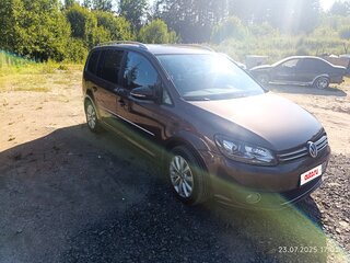 2014 Volkswagen Touran I Рестайлинг 2, коричневый, 1200000 рублей, вид 4