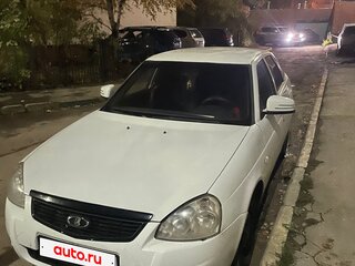 2009 Lada (ВАЗ) Priora I, белый, 240000 рублей, вид 1