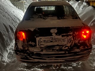 2008 Toyota Avensis II Рестайлинг, фиолетовый, 450000 рублей, вид 2