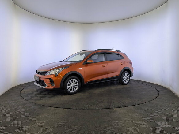 2021 Kia Rio X IV Рестайлинг, оранжевый, 1650000 рублей