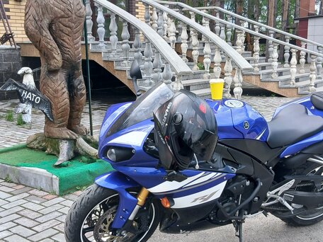 2011 Yamaha YZF-R1, синий, 1280000 рублей, вид 1