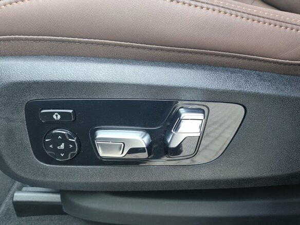 2026 BMW X7 40d I (G07) Рестайлинг, зелёный, 17349000 рублей - вид 19