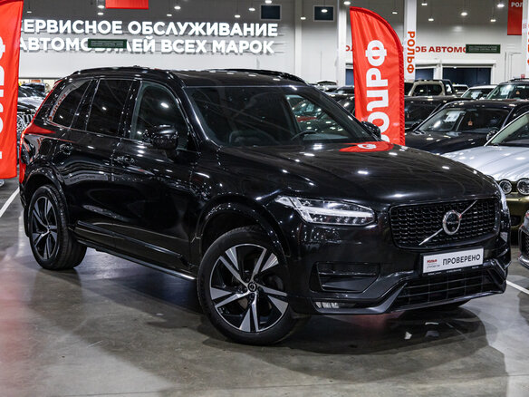 2021 Volvo XC90 II Рестайлинг 1, чёрный, 4799900 рублей - вид 2