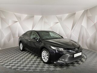2018 Toyota Camry VIII (XV70), чёрный, 2395150 рублей, вид 3
