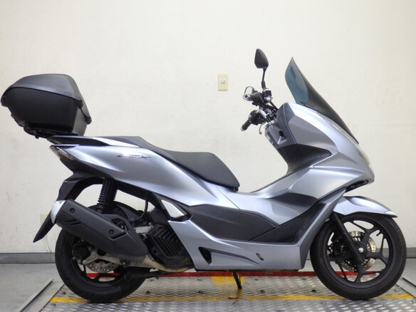2021 Honda PCX 125, серебристый, 293000 рублей - вид 5