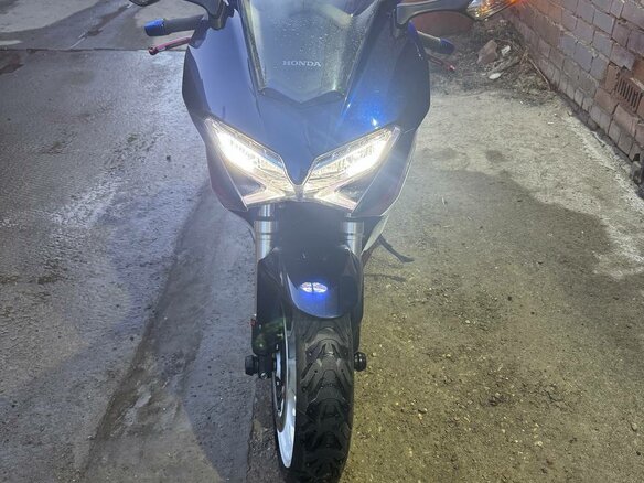 2020 Honda VFR 800, белый, 1000000 рублей - вид 5