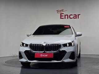 2025 BMW 5 серии 523d VIII (G60/G61/G68), белый, 6390007 рублей, вид 2