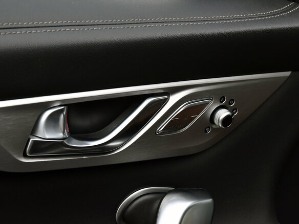 2023 Changan CS95 I Рестайлинг, чёрный, 2750000 рублей - вид 11