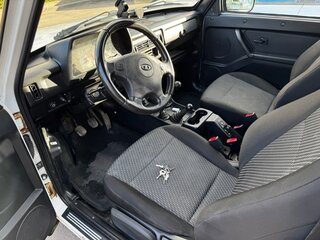 2016 Lada (ВАЗ) 2121 (4x4) Urban I Рестайлинг, белый, 450000 рублей, вид 2