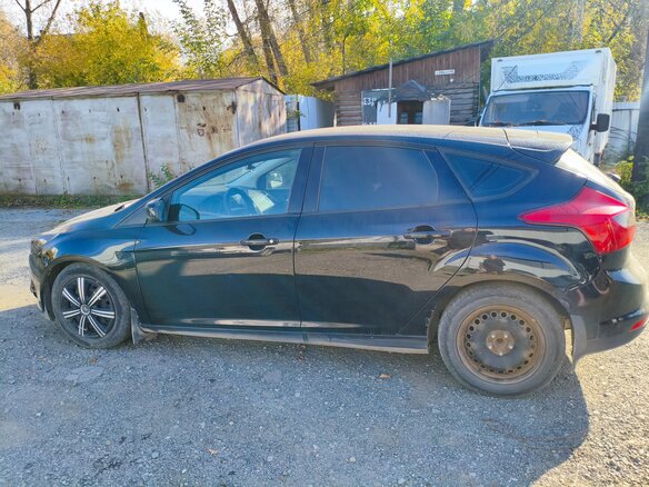 2012 Ford Focus III, чёрный, 600000 рублей - вид 3