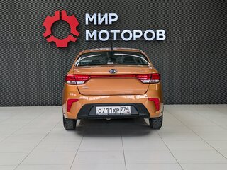 2018 Kia Rio IV, оранжевый, 1310000 рублей, вид 5