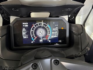 2023 Yamaha TMAX, чёрный, 1500000 рублей, вид 4