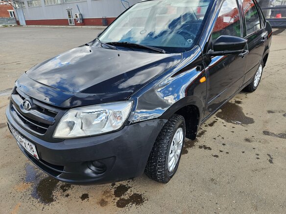 2015 Lada (ВАЗ) Granta I, чёрный, 185000 рублей - вид 2
