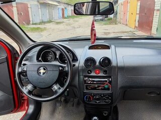 2007 Chevrolet Aveo I, красный, 200000 рублей, вид 3