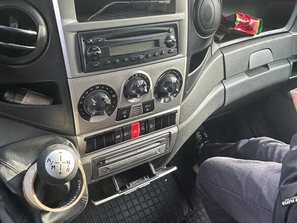 2010 Iveco Daily, белый, 1350000 рублей - вид 7