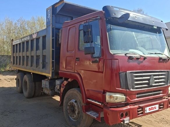2007 Sinotruk Howo A5, красный, 1600000 рублей - вид 3