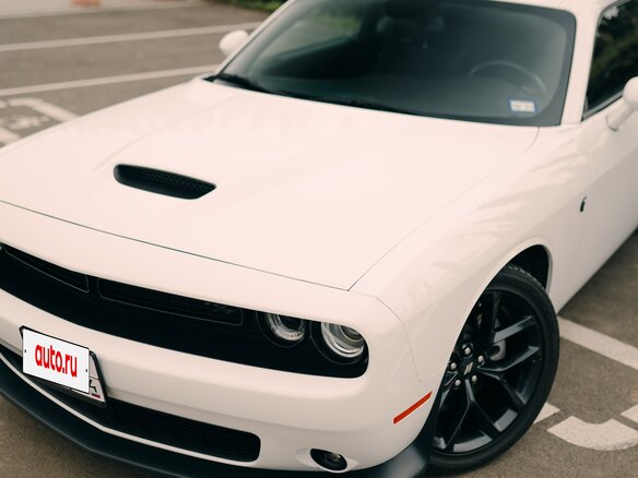 2022 Dodge Challenger R__T III Рестайлинг 2, белый, 10000000 рублей - вид 12