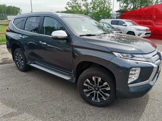 2022 Mitsubishi Pajero Sport III Рестайлинг, серый, 5000000 рублей, вид 2