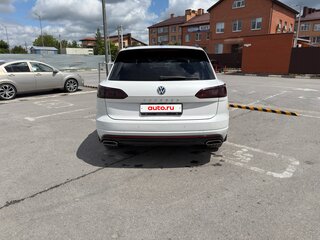 2019 Volkswagen Touareg III, белый, 5300000 рублей, вид 5