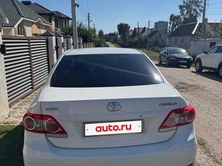 2012 Toyota Corolla X (E140, E150) Рестайлинг, белый, вид 3