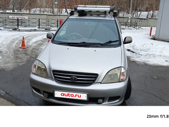 2000 Toyota Nadia, серый, 550000 рублей - вид 1